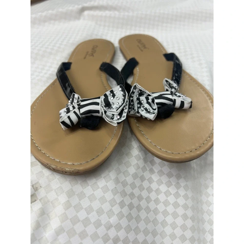 Olivia Miller Womens Flip Flop Sandals Black/White Striped Bow Rhinestone 10‎